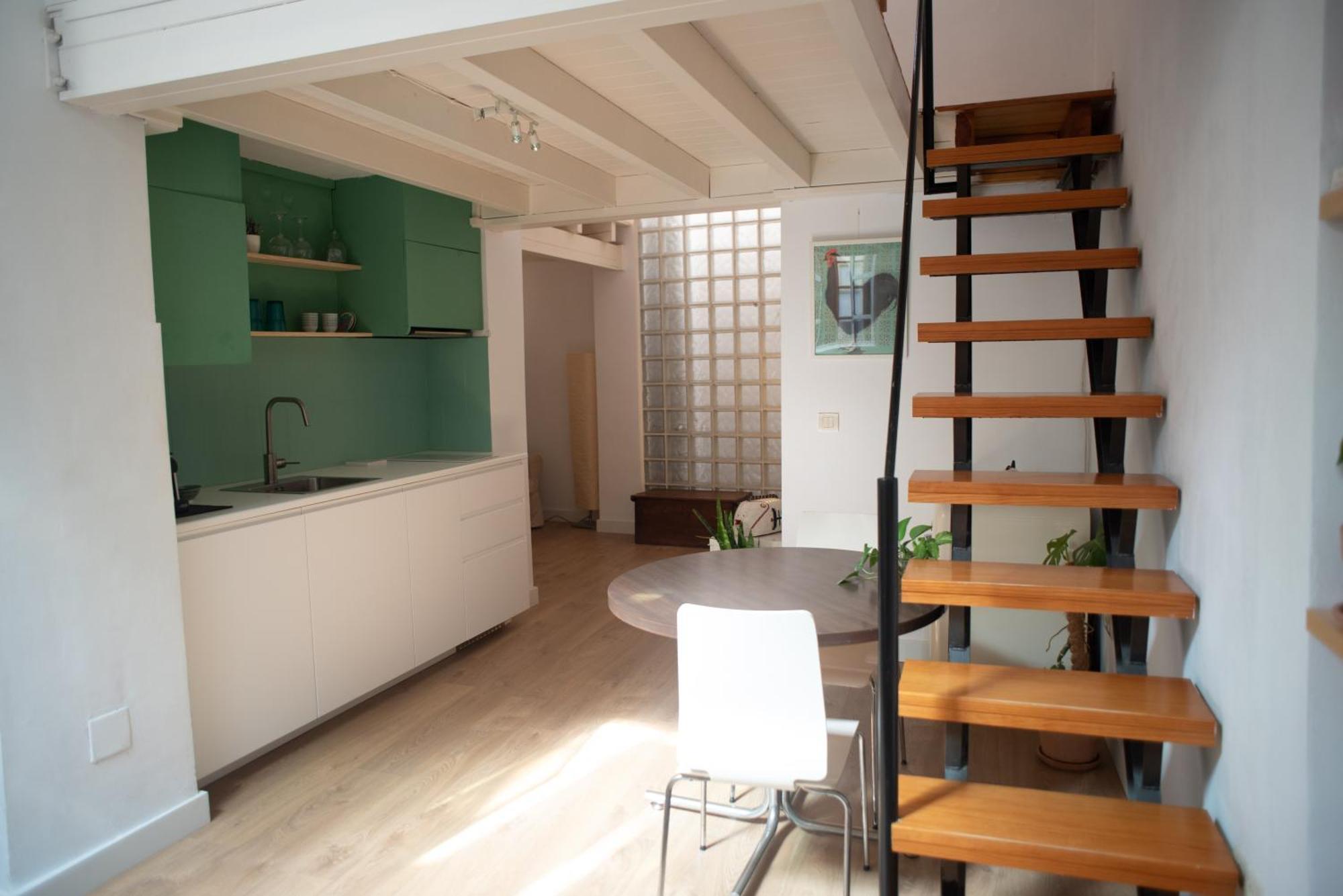 Cozy & Quiet Apartment In The Center Málaga Eksteriør billede