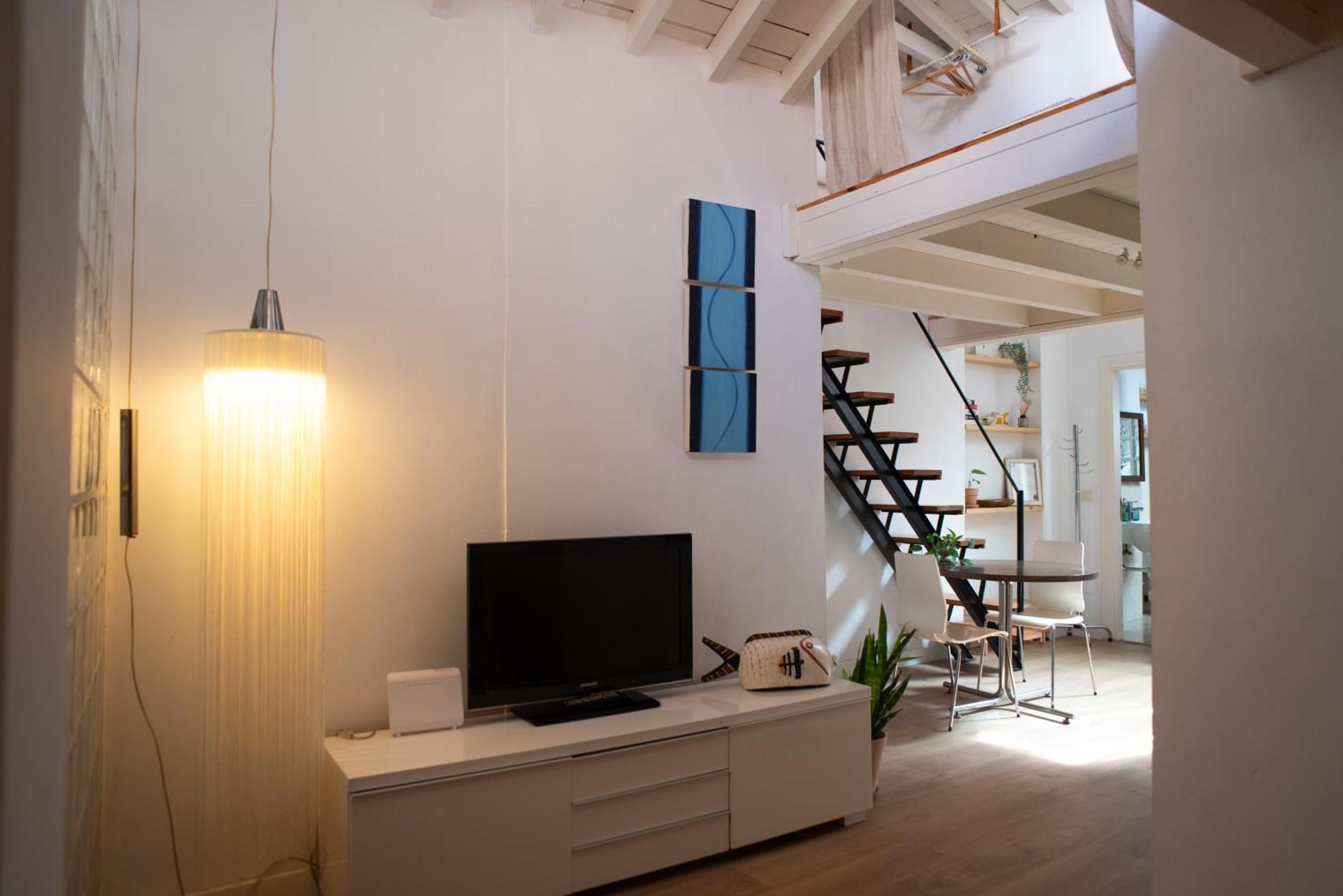Cozy & Quiet Apartment In The Center Málaga Eksteriør billede